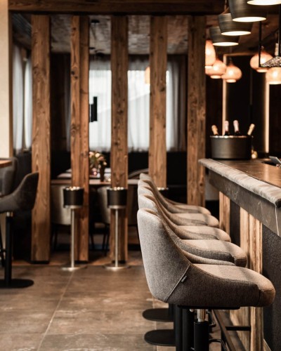 Enjoy a variety of cocktails and drinks at the bar