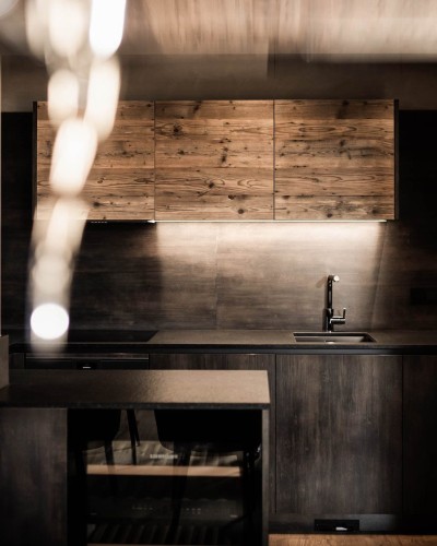 Modern and well-equipped kitchen in our apartments