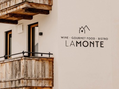 LaMonte Hotel from the outside