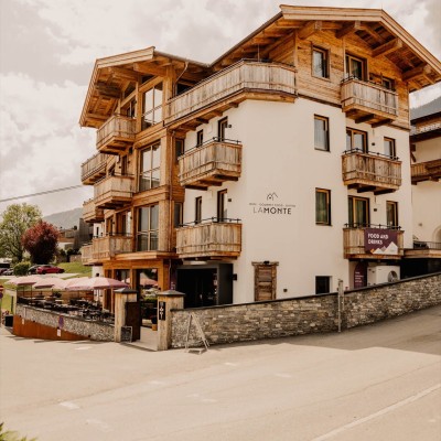 LaMonte hotel form the outside