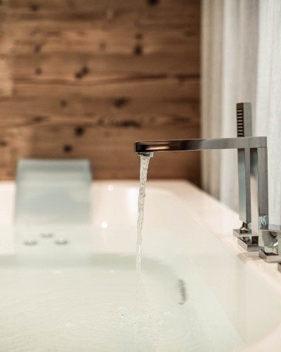 Large bathtub in modern bathroom