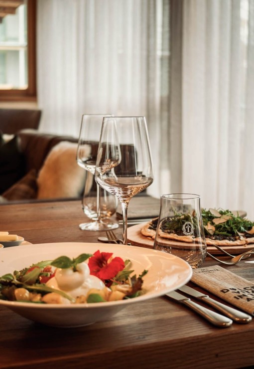 Genießen Sie das Abendessen in unserem Bistro