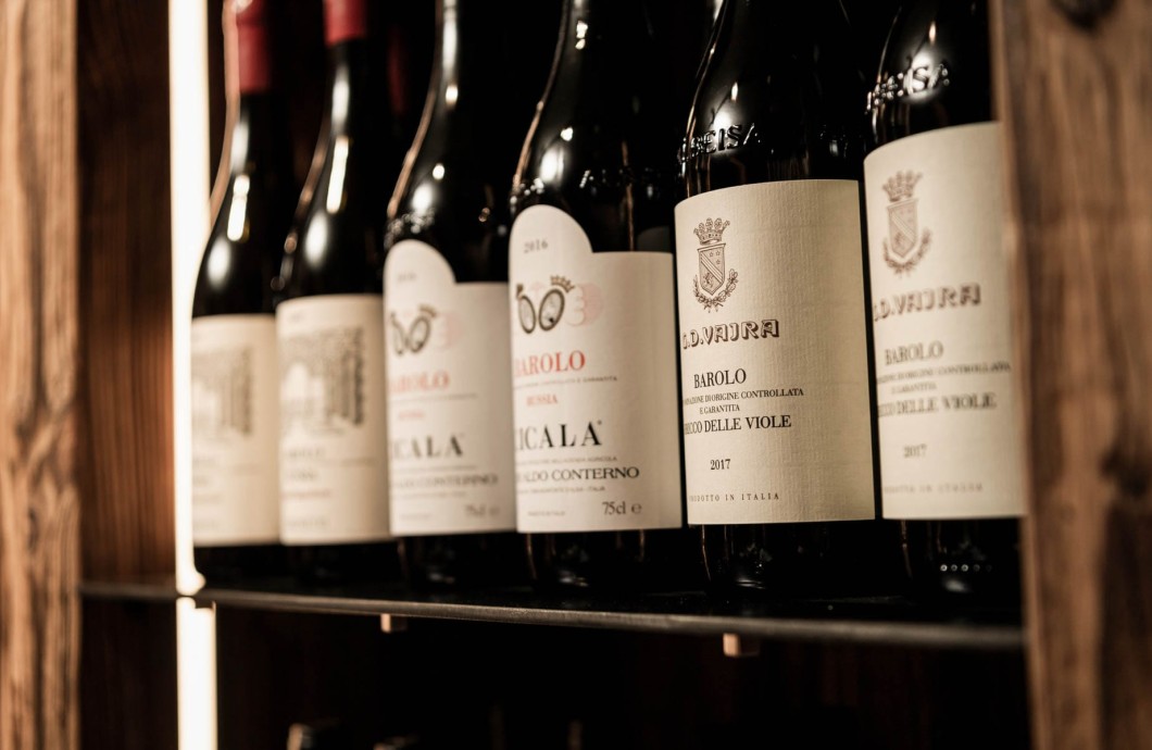 Weinkeller mit großer Auswahl